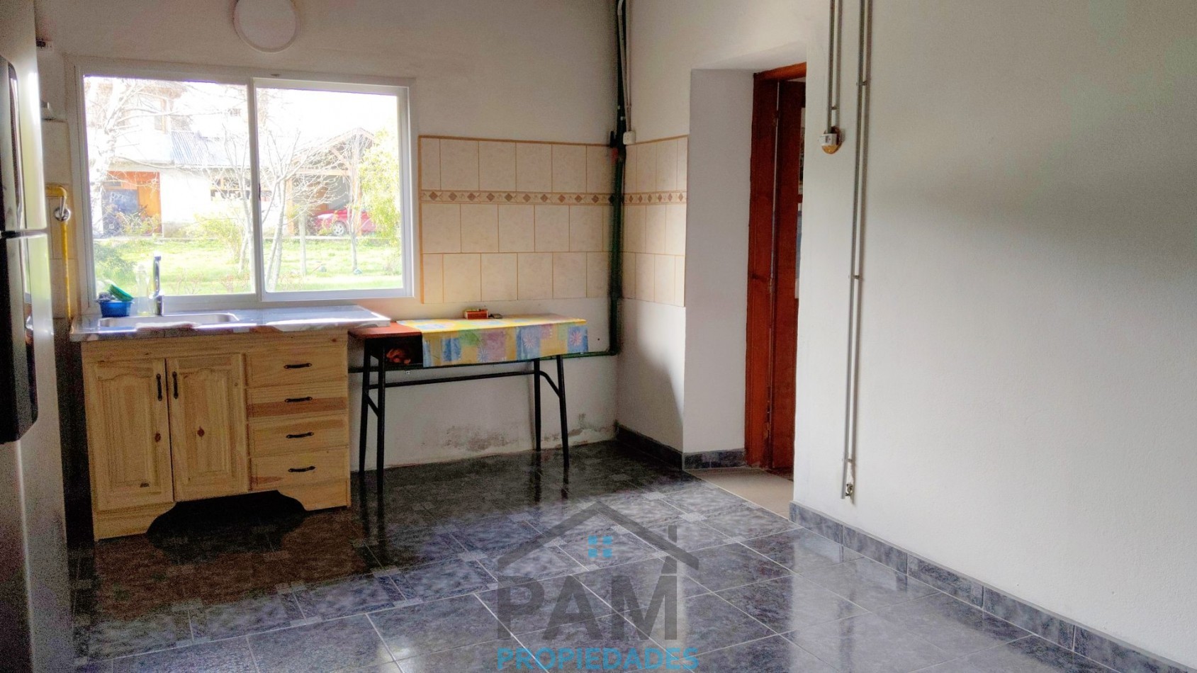 Amplia casa con dos dormitorios, San Martin al 1100, Junin de los Andes