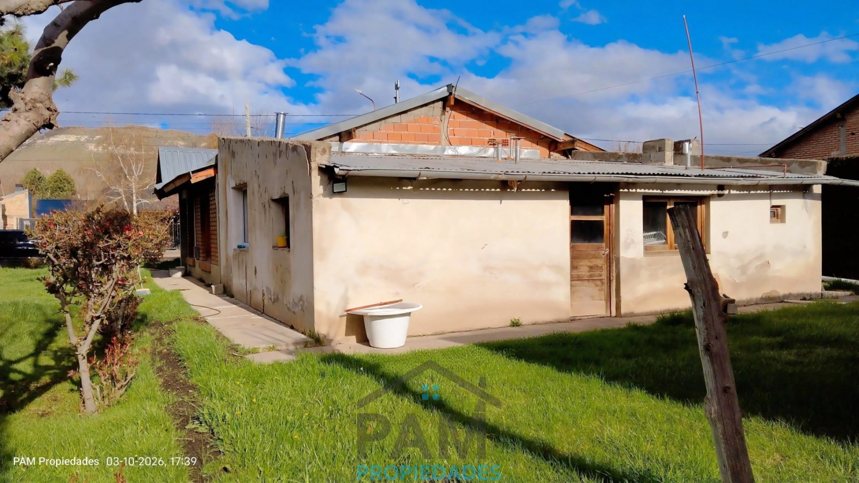Amplia casa con dos dormitorios, San Martin al 1100, Junin de los Andes