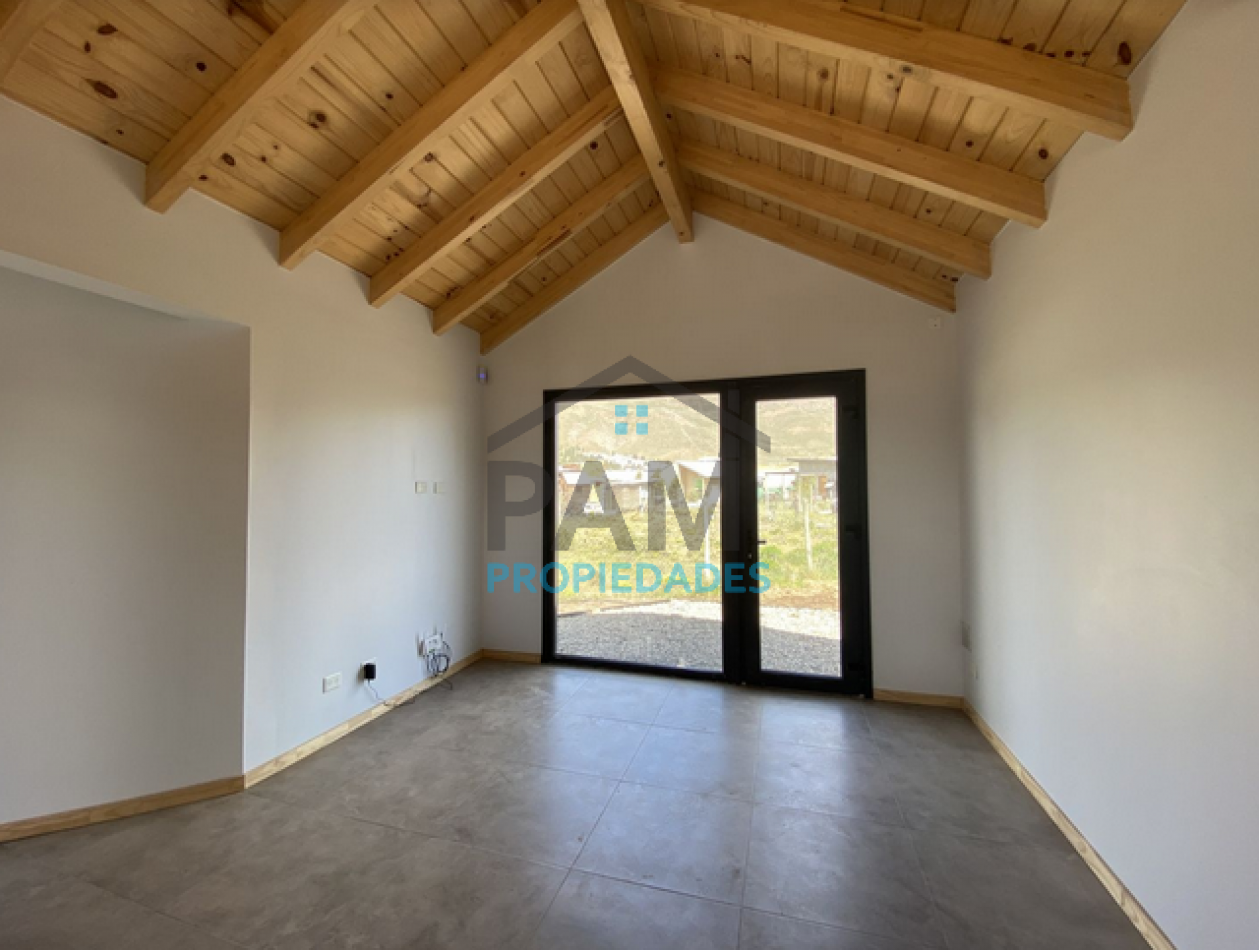 HERMOSA CASA A ESTRENAR EN VENTA, APTO CREDITO!