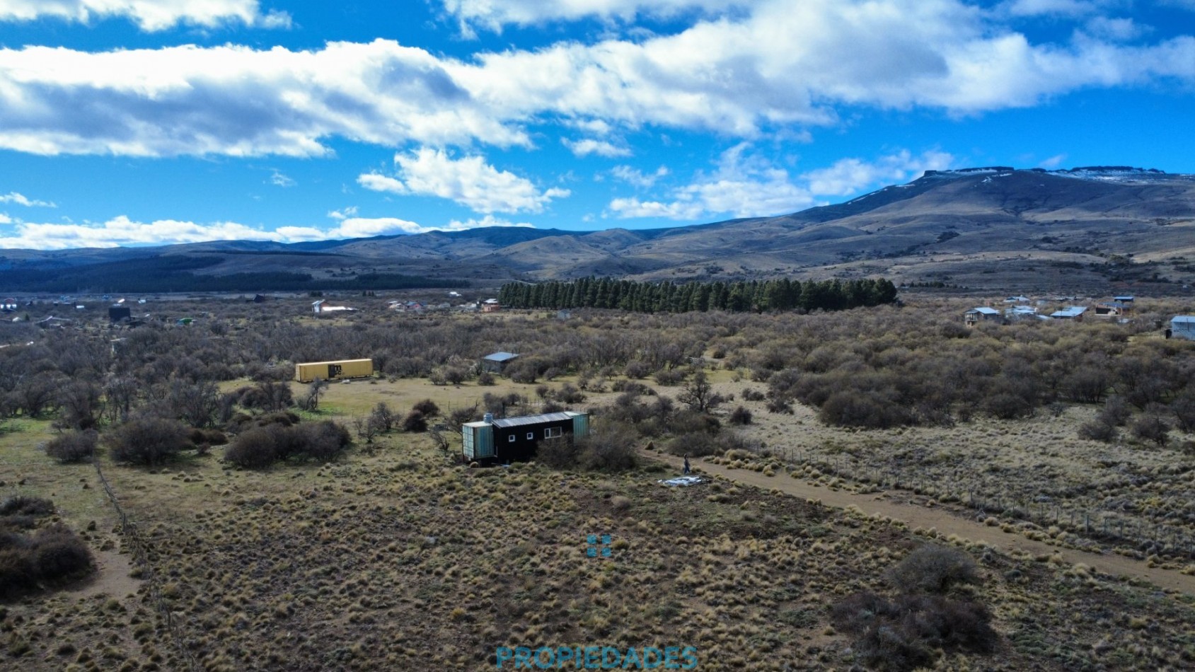 CASA CONTAINER HABITABLE SOBRE RUTA 61, A 3 KM DEL LAGO HUECHULAFQUEN 