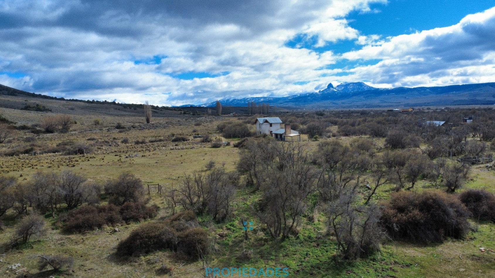 CASA CONTAINER HABITABLE SOBRE RUTA 61, A 3 KM DEL LAGO HUECHULAFQUEN 